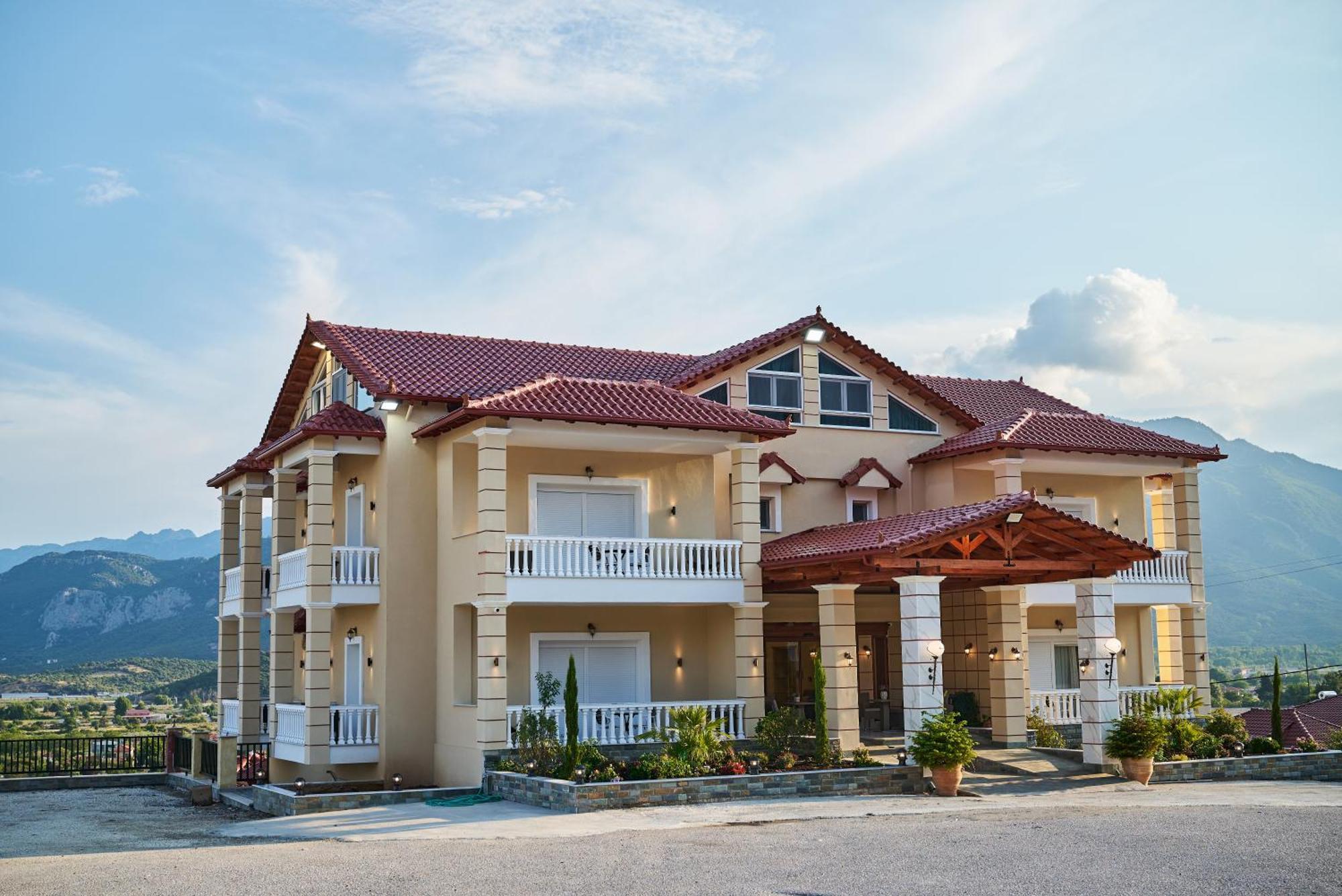 Famissi Suites 2 Калампака Экстерьер фото